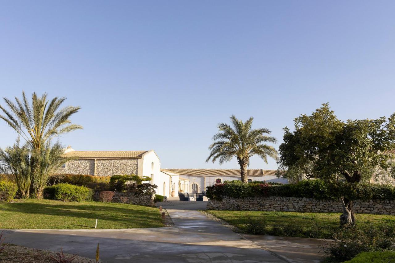 Masseria Del Carrubo โนโต ภายนอก รูปภาพ